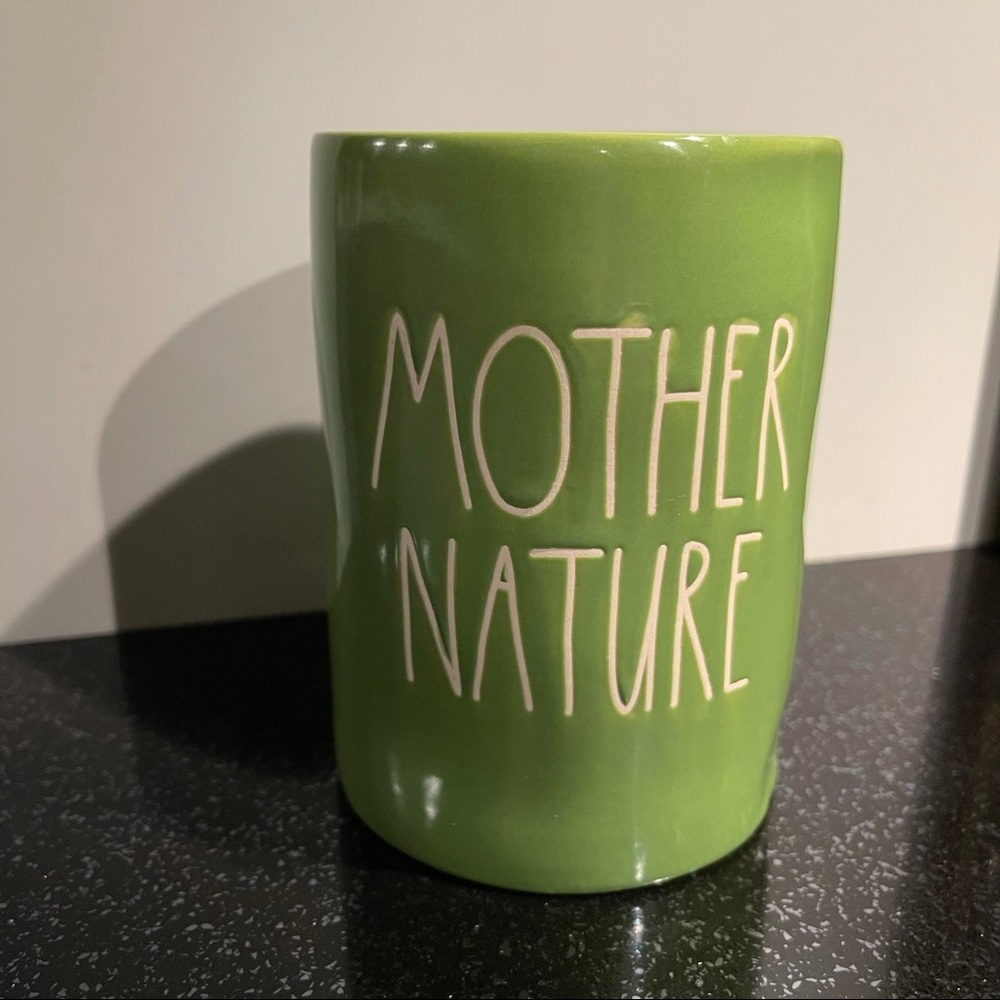 Rae Dunn container